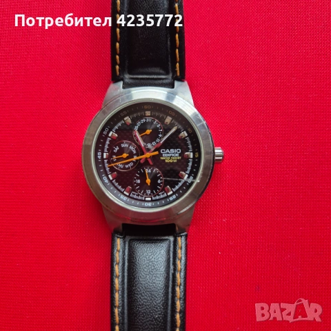 Спортен кварцов водоустойчив часовник CASIO Edifice. 