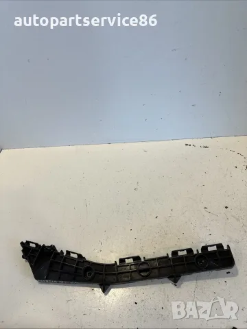 Конзола за задна броня лява страна за Toyota Avensis 1.6 D4D (2016) 52576-05061 OEM