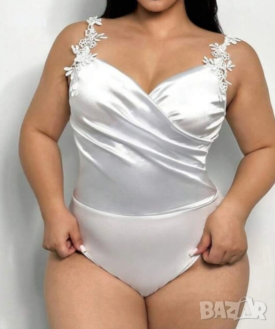 4XL Бяло сатенено боди за едра дама 
