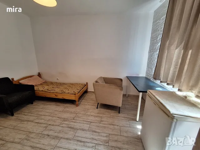 обзаведена стая без хазаи Хладилника до метро Витоша и мол Парадайс, снимка 2 - Стаи под наем - 55570402