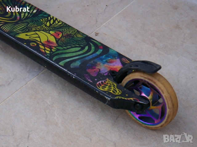 тротинетка за трикове , снимка 4 - Скутери и тротинетки - 54263551