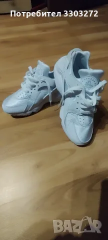 Дамски маратонки Nike huarache 