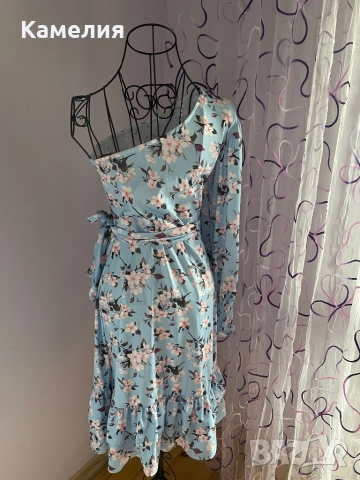 Рокля на цветя с един ръкав, снимка 4 - Рокли - 51220815