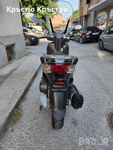 honda sh 300, снимка 2 - Мотоциклети и мототехника - 54794678