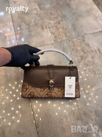 Guess Нова Кожена Дамска Чанта Гес Различни Цветове , снимка 9 - Чанти - 54649776