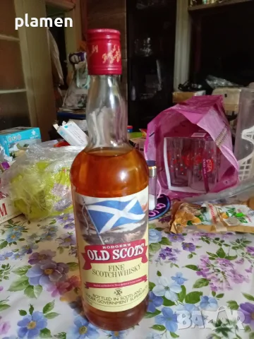 Неотваряна, с оригинална Вместимост: 75 cl. Произведена и бутилирана в Шотландия. Д