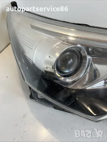 Десен преден халогенен фар за Toyota Avensis T27 1.6 D-4D (2016) OEM, снимка 3 - Части - 55546826