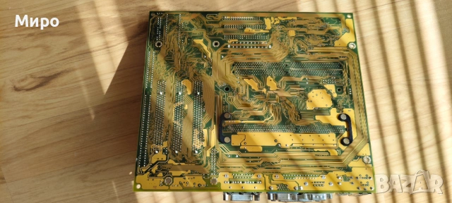Ретро компютър Chaintech CT-6ESV, Slot1, снимка 10 - Работни компютри - 49548901