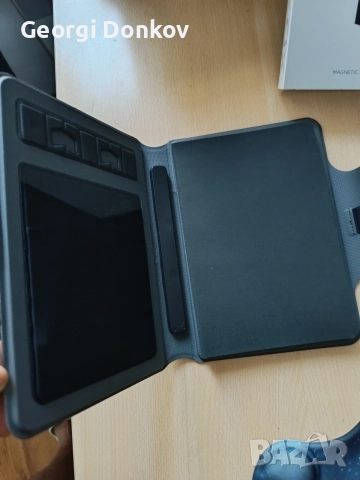 Чисто нов луксозен смарт тефтер Artic A5 с магнитна батерия 8000 mAh (XD Design), снимка 3 - Друга електроника - 55694616