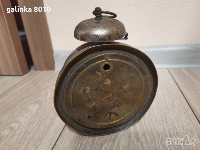 Стар работещ, рядък будилник, снимка 3 - Антикварни и старинни предмети - 54483277