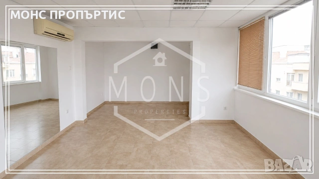 Търговско помещение за продажба в централната част на гр. Горна Оряховица, снимка 2 - Магазини - 55133523