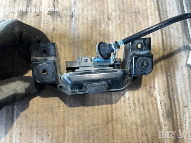 Бутон Отваряне Багажник SUZUKI SX4 S-Cross JY 2018, снимка 2 - Части - 53986248