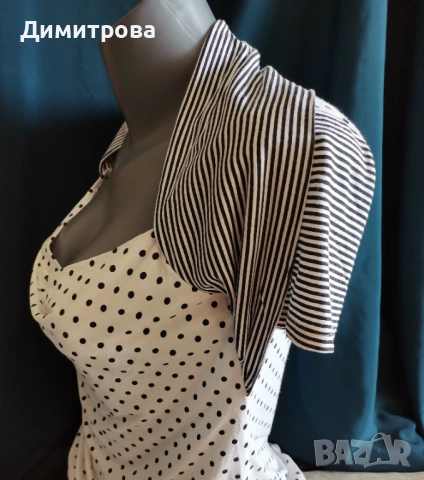 Стилна блуза с графичен принт, снимка 3 - Корсети, бюстиета, топове - 54800096