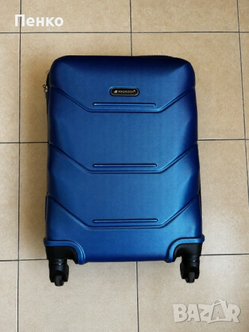 Нов кабинен куфар Madisson (Snowball) 55x35x20 см – С кодова ключалка, снимка 2 - Куфари - 54685935