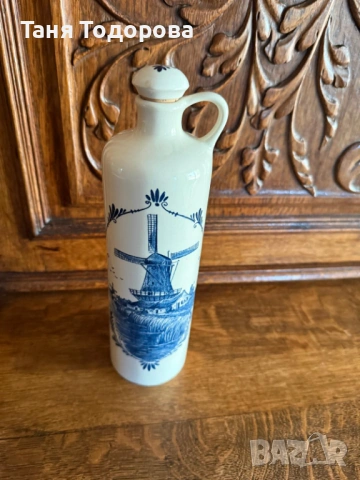 Холандско декоративно шише Delft Blue – ръчна изработка, отлично състояние, снимка 2 - Прибори за хранене, готвене и сервиране - 54113256