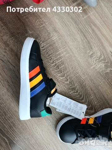 Детски кецове Adidas - Чисто нови, снимка 4 - Детски маратонки - 54233311