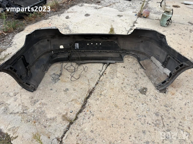 Задна броня VW Passat B7 седан , снимка 3 - Части - 54601658