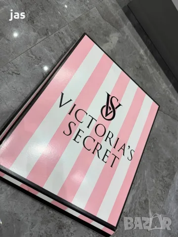 Сатенена нощница Victoria’s secret, снимка 2 - Нощници - 55307901