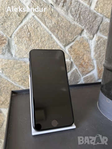 Iphone SE 2022 64GB / 94% капацитет, снимка 3 - Apple iPhone - 55277340