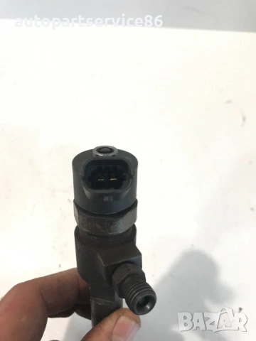 Горивна дюза Bosch за Fiat Doblo 1.9 JTD (2002-2009) 0445110187, снимка 2 - Части - 54471607