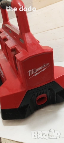 зарядно Милуоки. Milwaukee станция, снимка 5 - Друга електроника - 54631180