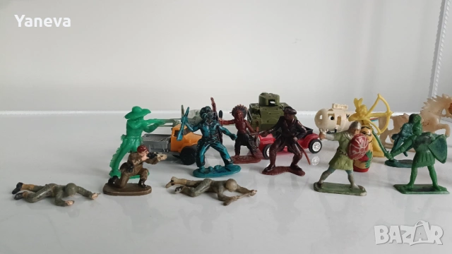 Стари играчки от СОЦА. , снимка 9 - Фигурки - 54359183