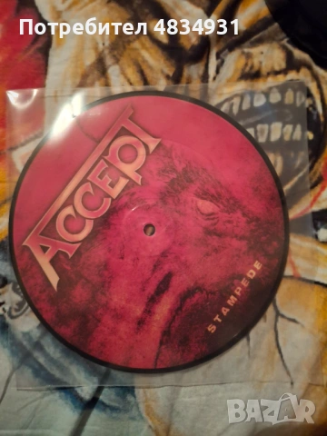 Vinil ,, 7" инча на Accept 