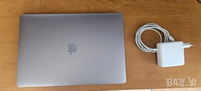 Mackbook Pro 2017 15.4 16GB RAM 256GB SSD