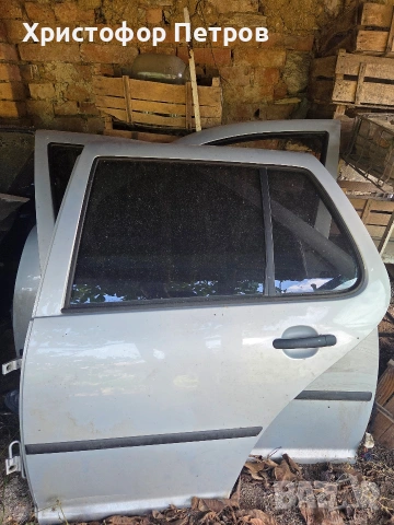 врати за vw golf 4, снимка 2 - Части - 55093937