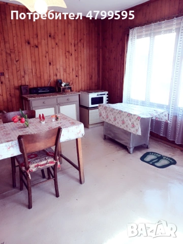 Продавам къща с двор в село Лесичово, снимка 2 - Къщи - 54223937