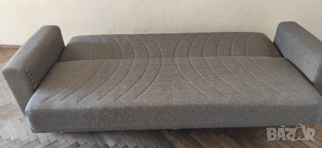 Диван, снимка 2 - Дивани и мека мебел - 54186658