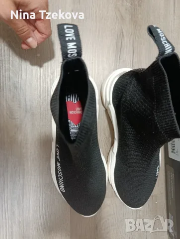 Оригинални дамски сникърси Love Moschino 37 номер, снимка 4 - Кецове - 55452424