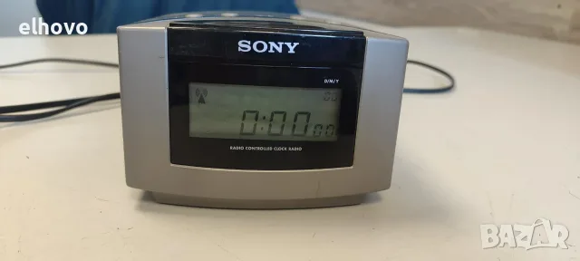 Радиочасовник Sony ICF-C50
