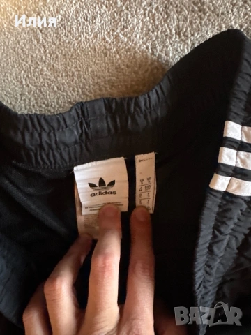 Adidas къси панталони S , снимка 2 - Къси панталони - 54256186