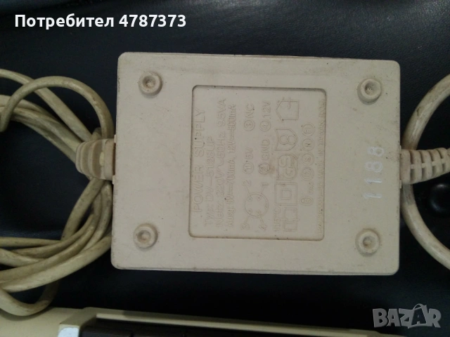 Commodore, снимка 6 - Антикварни и старинни предмети - 54378442