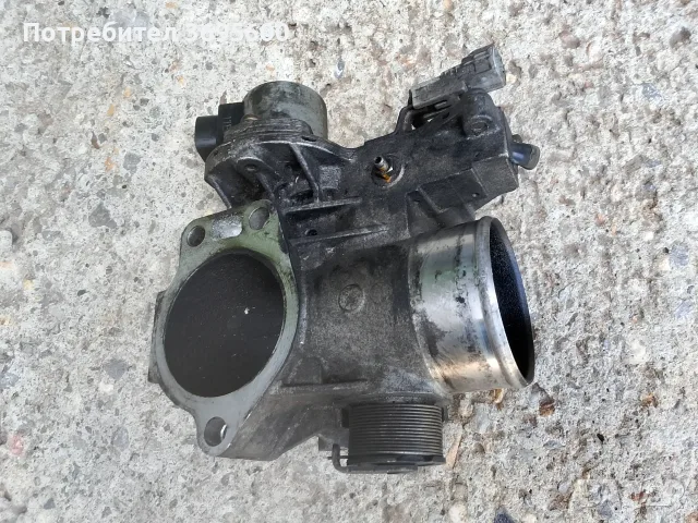 Дроселова клапа дросел Toyota Hilux 2.5 D4D TD Тойота Хайлукс, снимка 4 - Части - 55346367