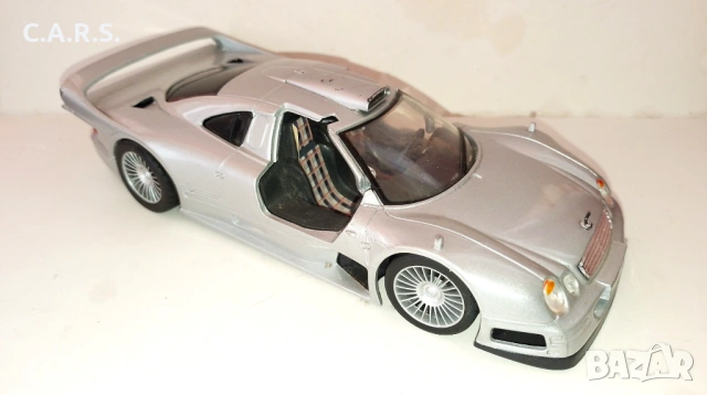 Mercedes Benz CLK-GTR Street Version MAISTO 1:26, снимка 5 - Колекции - 54699019