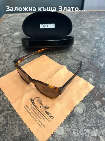 Дамски очила Moschino с предпазен черен калъф и жълта кърпичка, снимка 2 - Слънчеви и диоптрични очила - 55318945