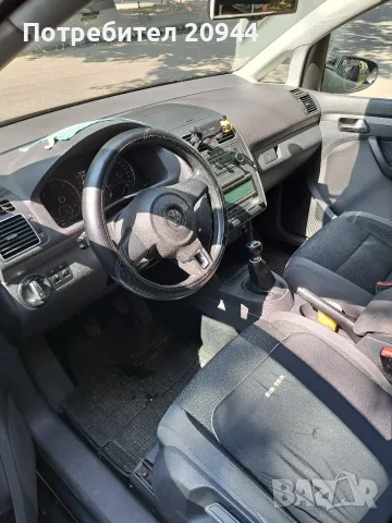 продавам Фолксваген Туаран, снимка 4 - Автомобили и джипове - 55610253