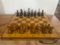 Шах с дървени фигури, снимка 1