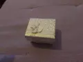 Елегантна дамска брошка Tripin’ Gentle chic TGC Model 80 нова в кутия, снимка 2