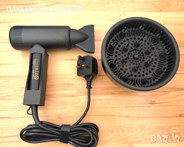 Оригинален Професионален Сешоар Diva Pro Styling 2000W, снимка 10 - Сешоари - 54154626