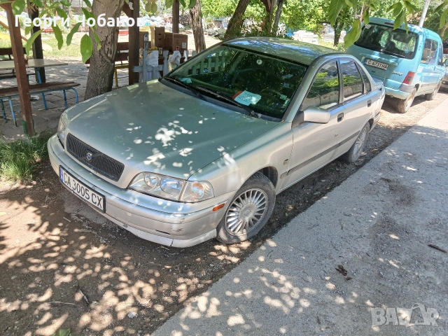 Лек автомобил Волво - Volvo s40 1.8 бензин / газ, снимка 2 - Автомобили и джипове - 55164185