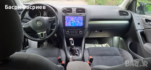 VW Голф 6 1.6 TDI, снимка 11 - Автомобили и джипове - 55366072