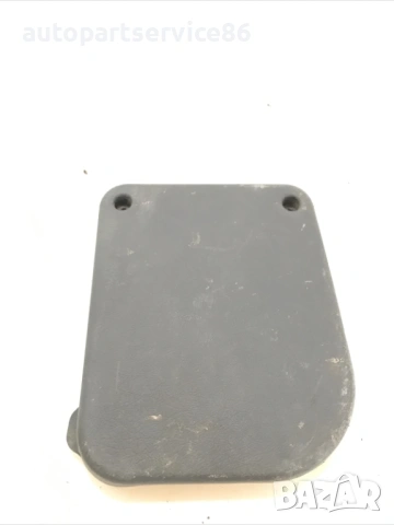 Декоративен капак дясна страна за Citroen Berlingo / Peugeot Partner (2001) 9619190577