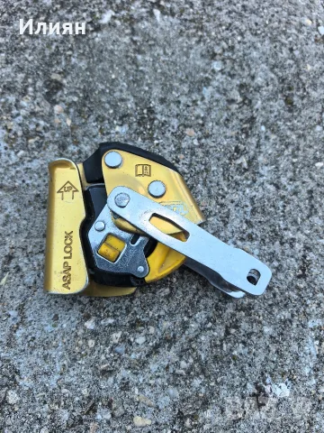 Спирачна устройство на марката Petzl