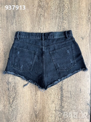 Дамски къси панталонки Zara, снимка 2 - Къси панталони и бермуди - 54790021