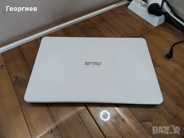 Лаптоп Asus F7515  N3060 / 17,3", снимка 7 - Лаптопи за дома - 54438768