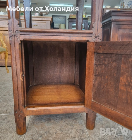Антикварно дъбово шкафче, снимка 11 - Антикварни и старинни предмети - 55239677