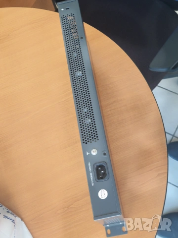 24-портов Gigabit SMART суич TP-LINK T1600G-28TS (JetStream), снимка 2 - Суичове - 54206827